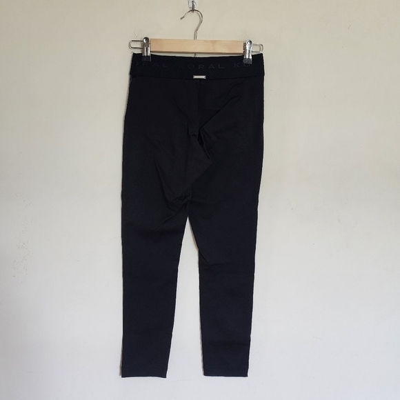 Koral water color style workout capris size small 23" Inseam - Picture 3 of 4